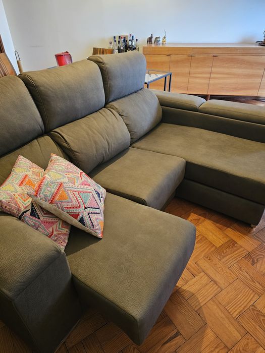 Sofá NOVO com Arrumos+  Chaise Longue ESQ.