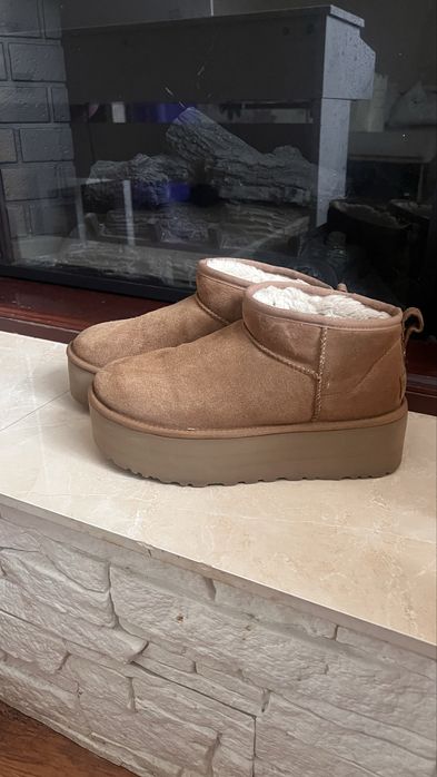 UGG 40 розмір жіночі
