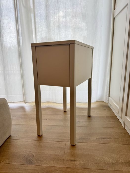 Ikea Nordli stoliki nocne