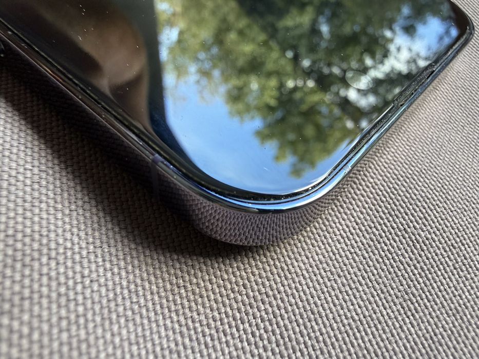 iPhone Pro Max Purple