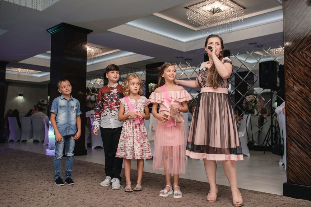 Ведуча тамада на весілля + DJ, день народження, ювілей, хрестини,