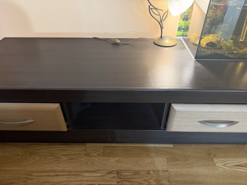 Stolik pod telewizor i kawowy .