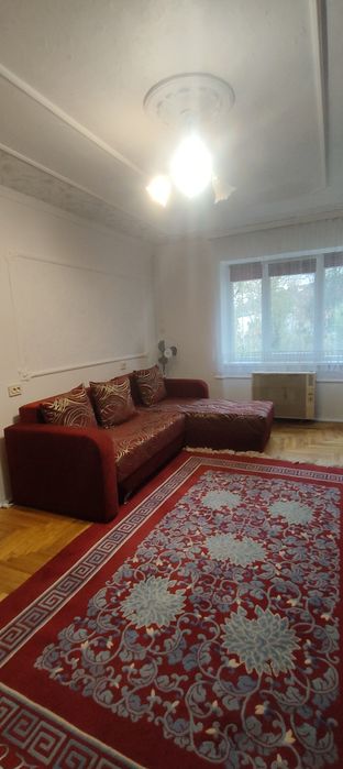 Здам подобово.Квартира однокімнатна  біля  басейнів. м. Берегове