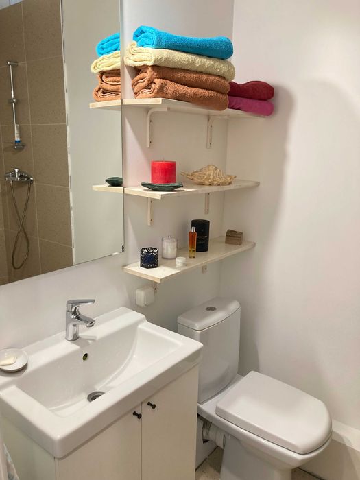 Яскрава і тепла квартира в центрі Подолу