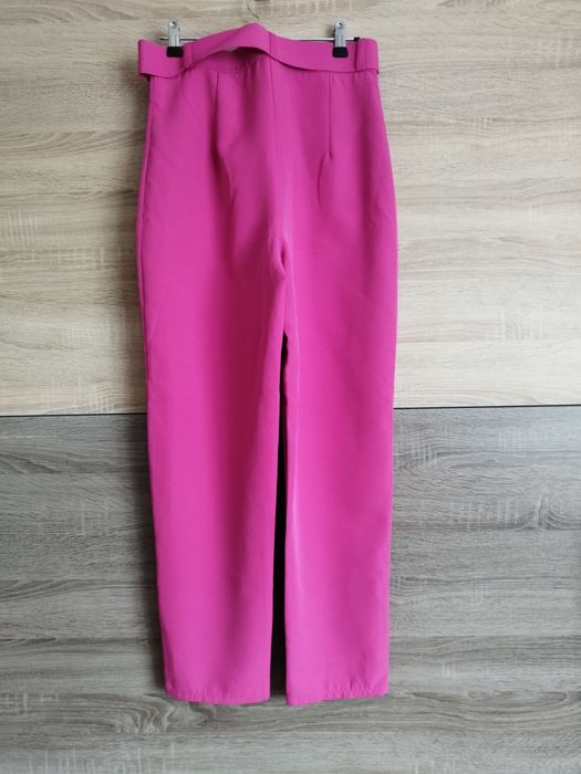 Boohoo Spodnie na każdą okazję S-M