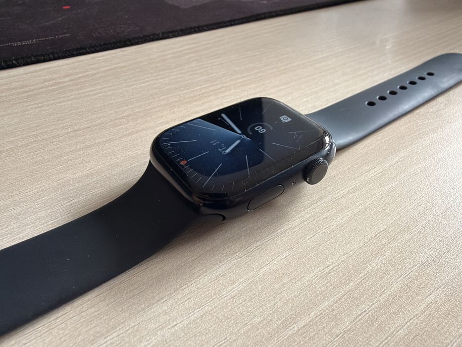 Apple Watch 7 45mm Midnight Aluminium GPS