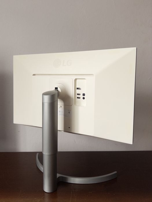 4К монітор 27" LG UltraFine 27UL650-W