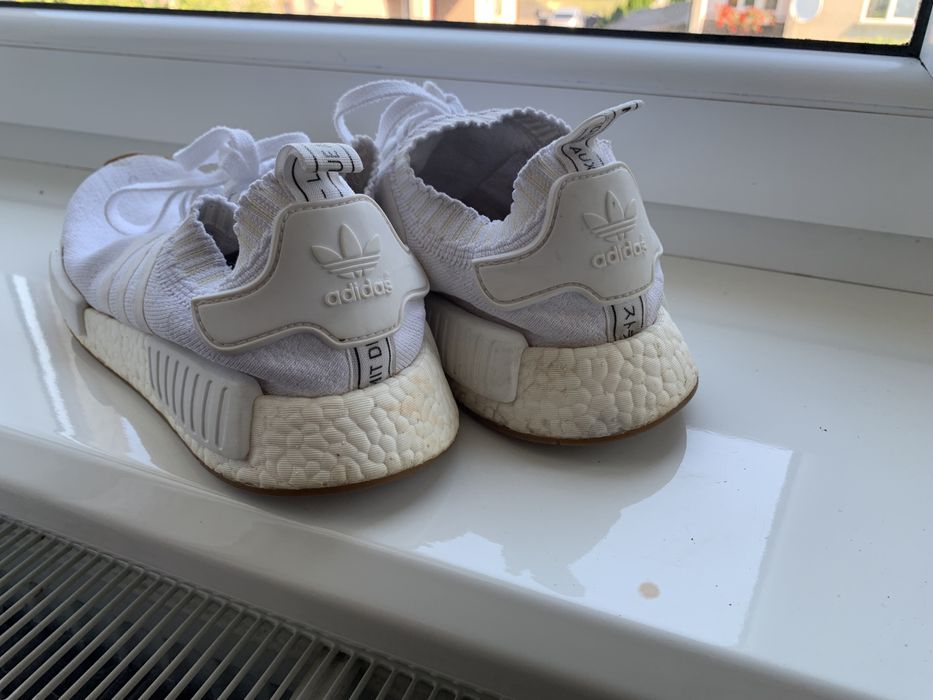 Adidas NMD R1 42 розмір