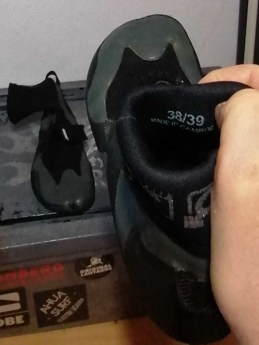 Botas de surf Deeply 38/39 usado 1X como novas