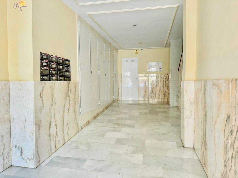 Срочно 3к квартира в Испании (Торревьеха) у моря по супер цене 99000 €