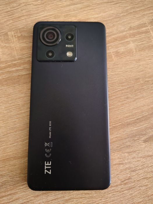 Продам телефон ZTE