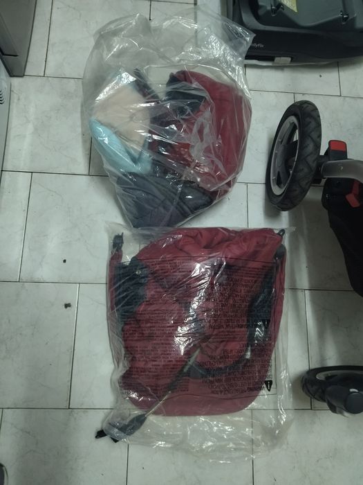 Carrinho isofix  banco ovo mesa de refeição