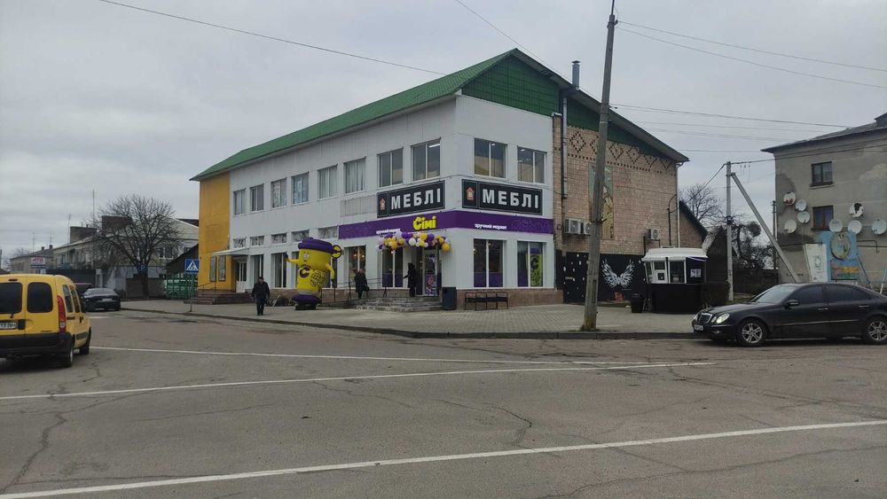 Оренда торгового приміщення смт.Маневичі 60 кв.м-500 грн/кв.м