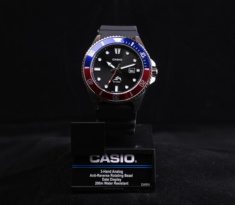 Годинник Casio Duro MDV-106B-1A2 новий оригінал великий вибір