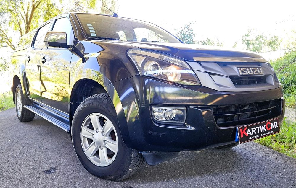 Isuzu D-Max 4x4 Cabine Dupla Custom