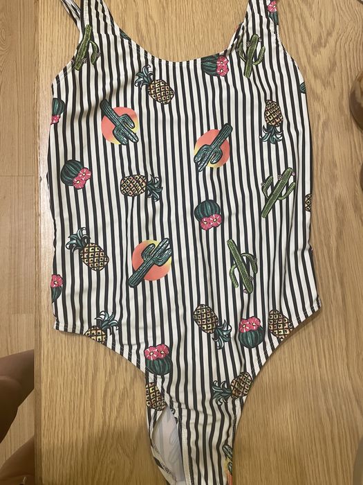 Продам купальник