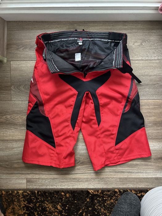 Мото / вело шорти Scott (M)