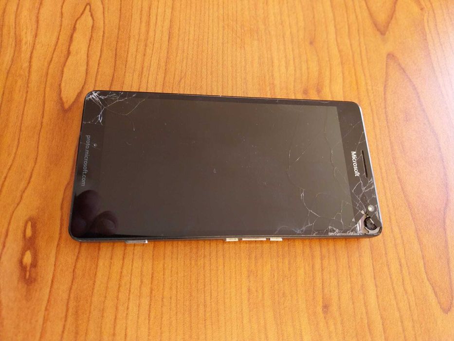 Vendo Telemóvel Microsoft Lumia 950XL