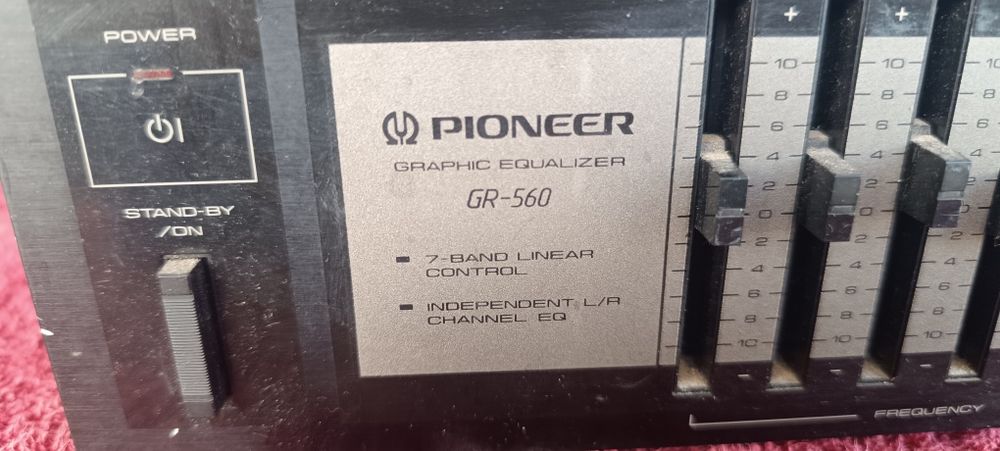 Conjunto Pioneer SA 560