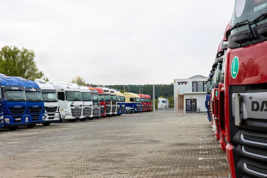 VERKAUF TRUCKS top banner