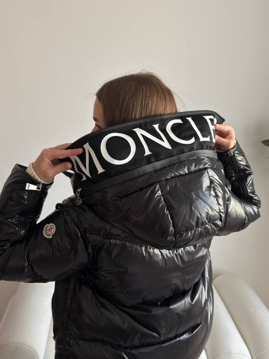 Пуховик Moncler Huppe