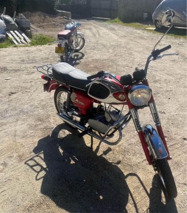 Motorizada restaurada Mopede