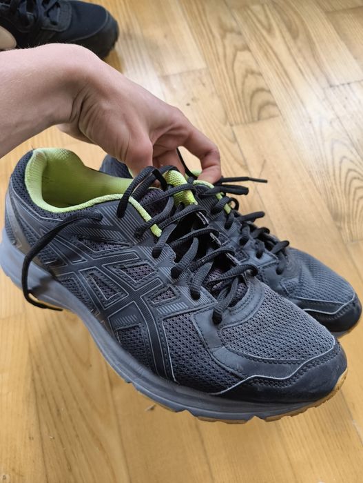 Кросівки asics бігові