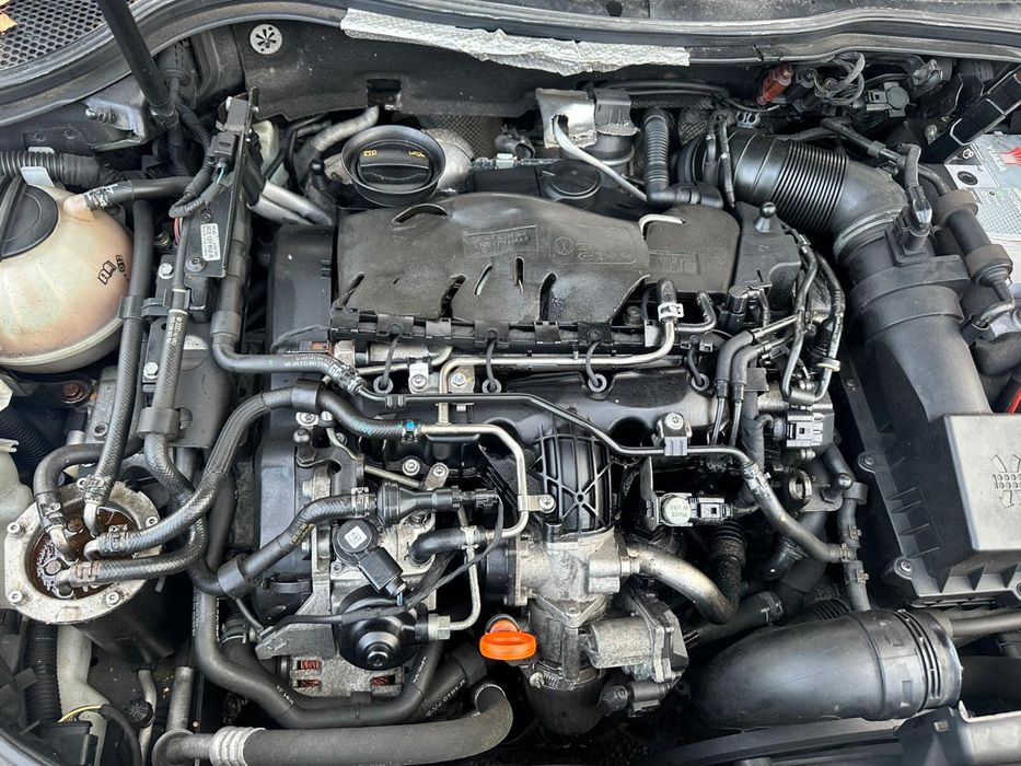 Volkswagen Passat silnik 2.0 TDI 2010r,Anglik