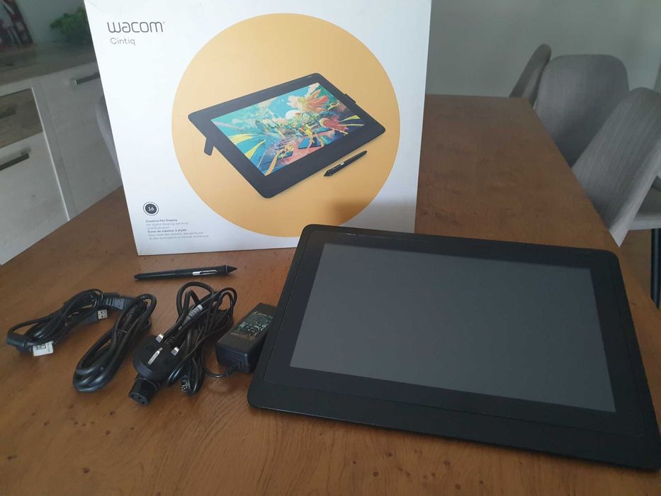WACOM Cintiq 16"
