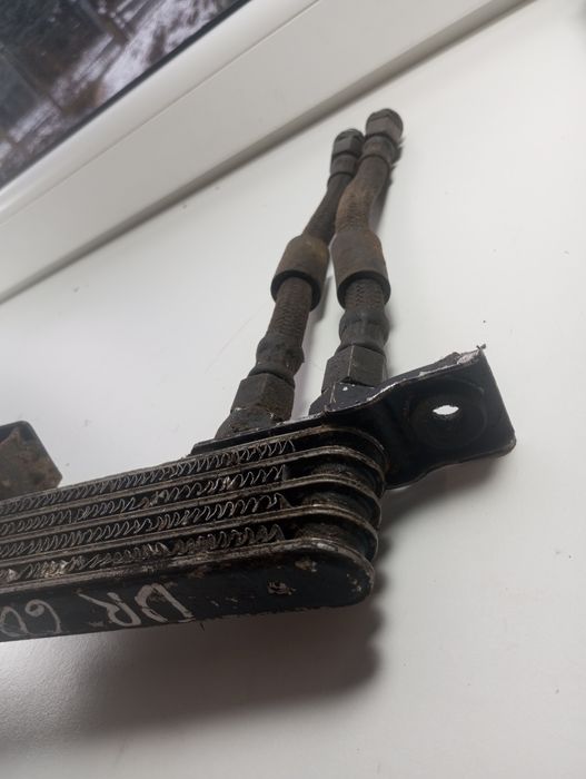 Chłodnica Suzuki DR 600 oryginalna w dobrym stanie