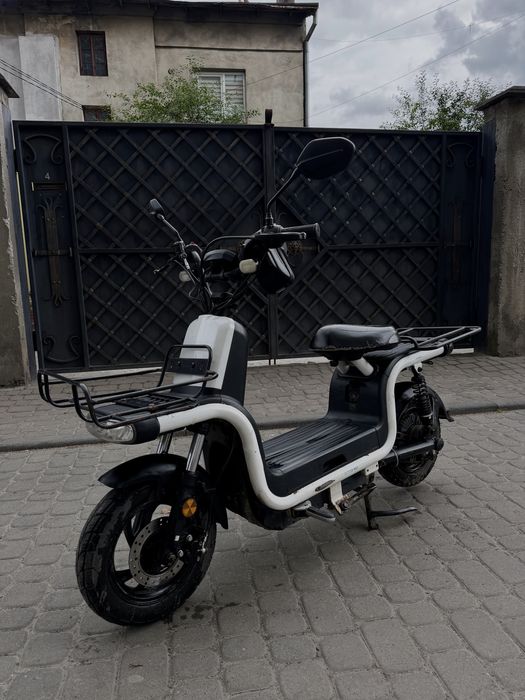 Електроскутер AIMA