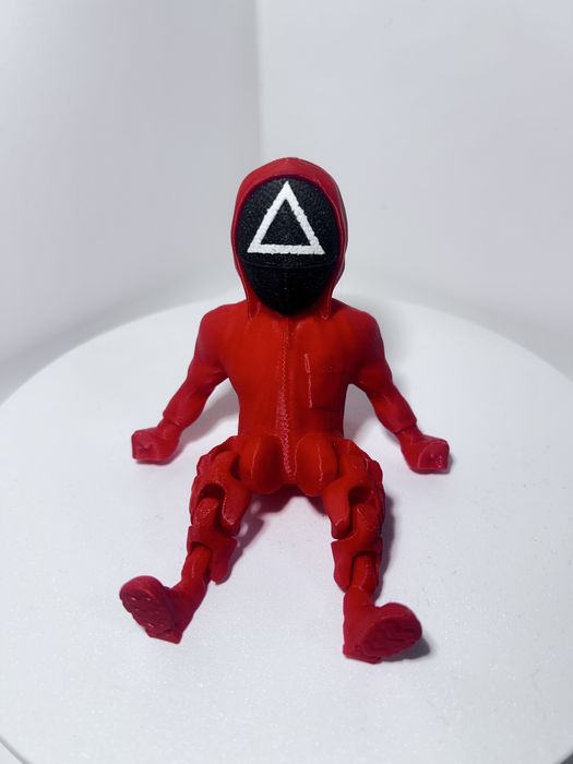 Figurka z serialu squid game