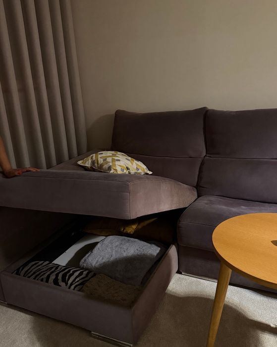 Sofá Chaise Longue Extensível com Arrumação + 2 Pufes | Excelente Estado