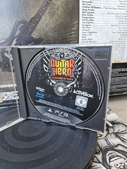 Guitar Hero Warriors of Rock PS3 + Guitar Bundle (Complete Set, No Original Game Case)
