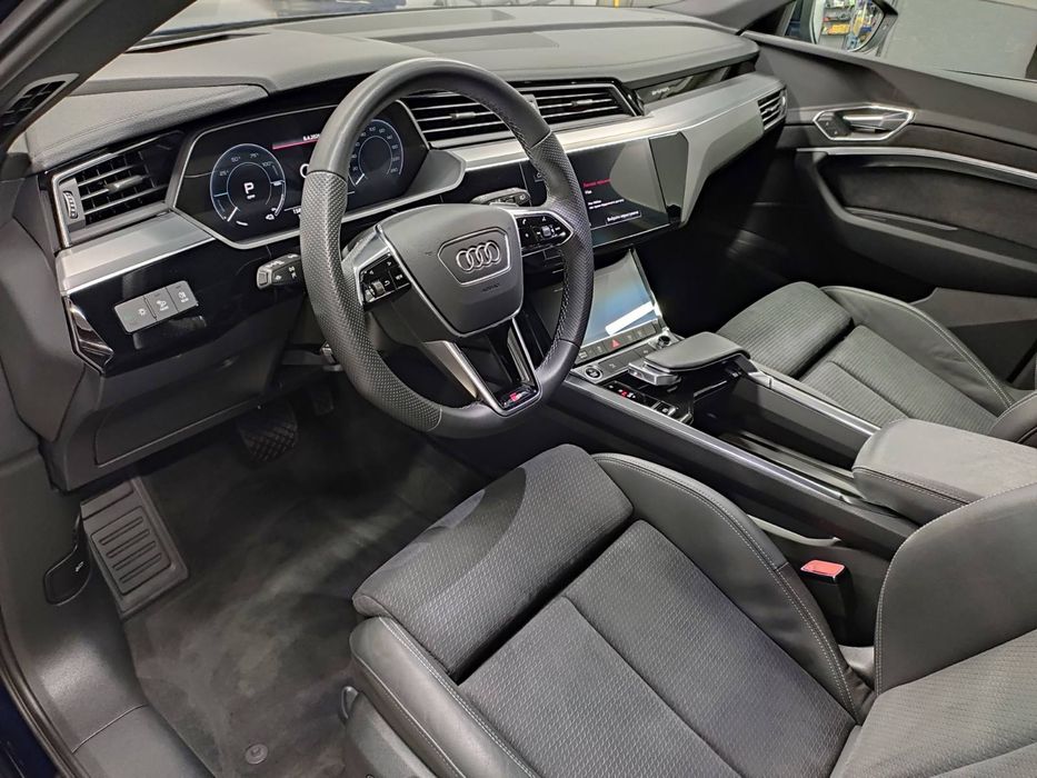 Audi etron Night vision 22рік, модельний 23