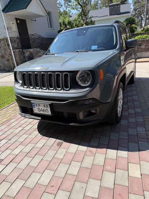 Jeep renegade 2018 року
