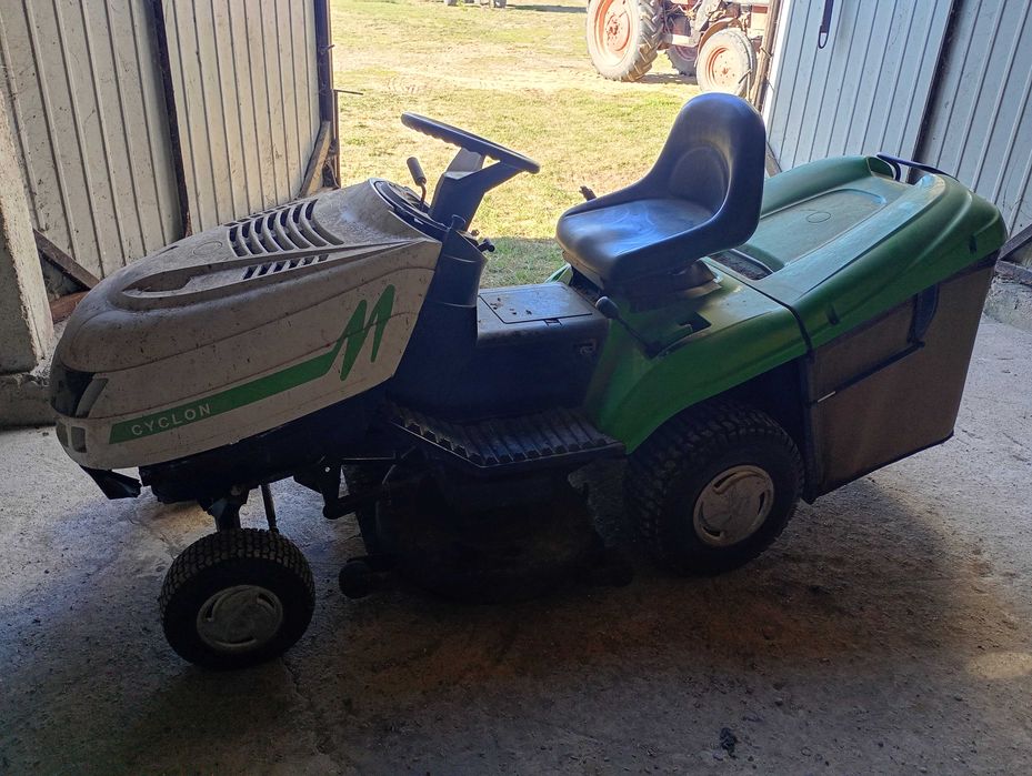 Sprzedam traktorek ogrodowy