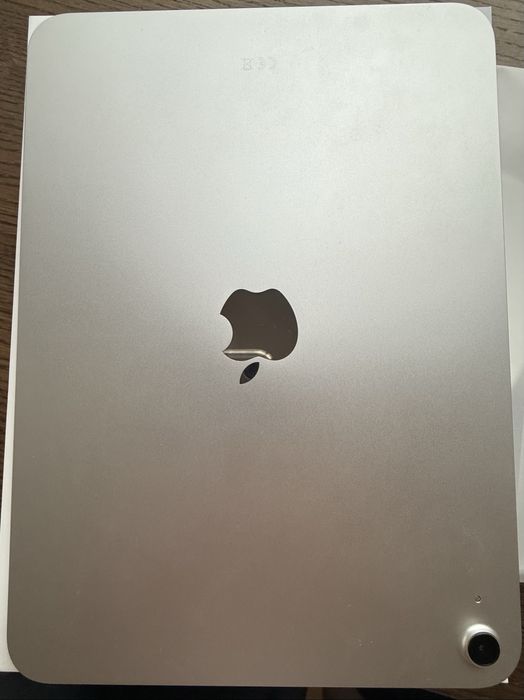 IPad A16 - tablet generacja 11 - stan idealny