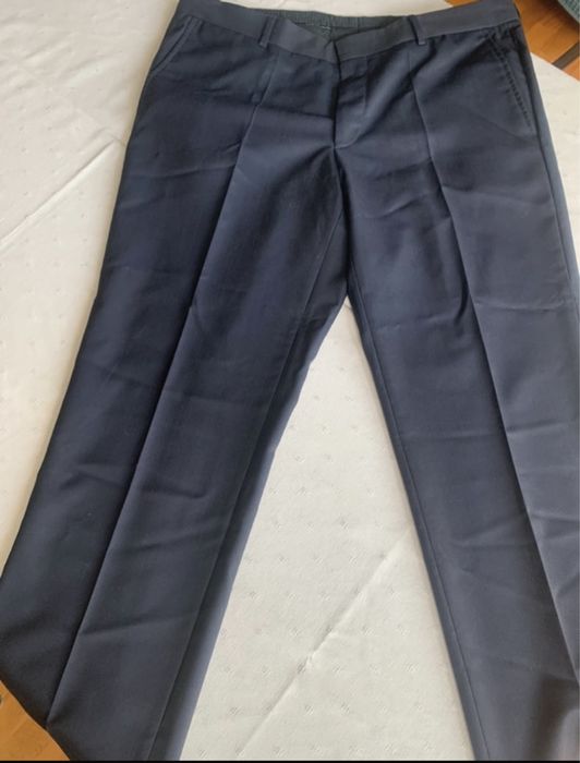 elegancki, granatowy garnitur Tommy Hilfiger rozm 52, idelany na ślub