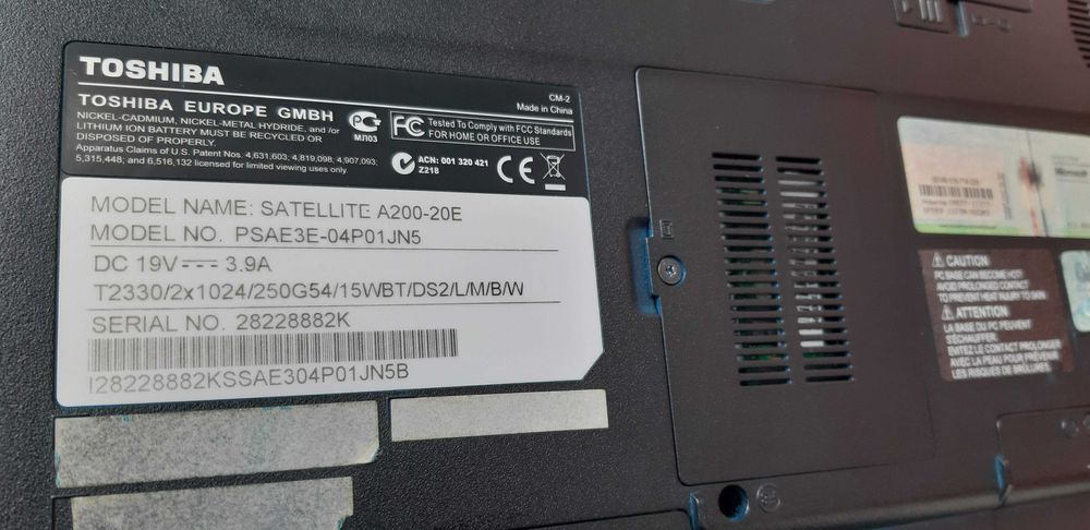 Ноутбук Toshiba Satellite A200 Pentium DC T2330 DDR2 2gb Radeon HD2600