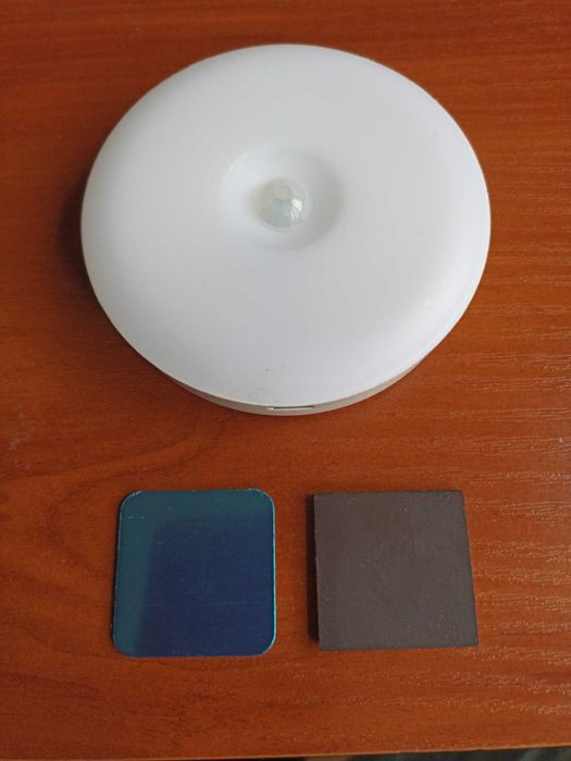 LED лампа  аккумуляторная с датчиком движения.