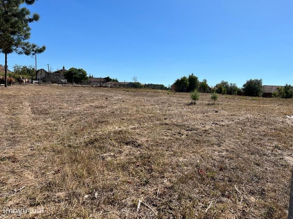 Venda De Terreno Urbano Em Boa Localização