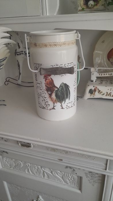 Rustykalna bańka do mleka