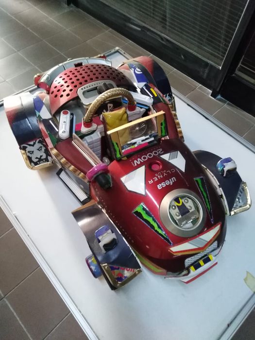 Arte reciclável - carros, motos, carrocel... Etc...