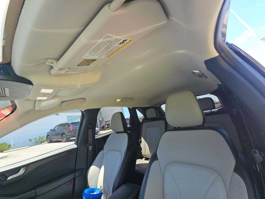 2025 Ford Escape Hybrid Platinum