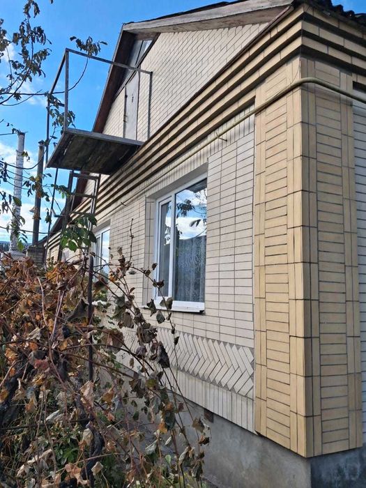 Продам частину будинку