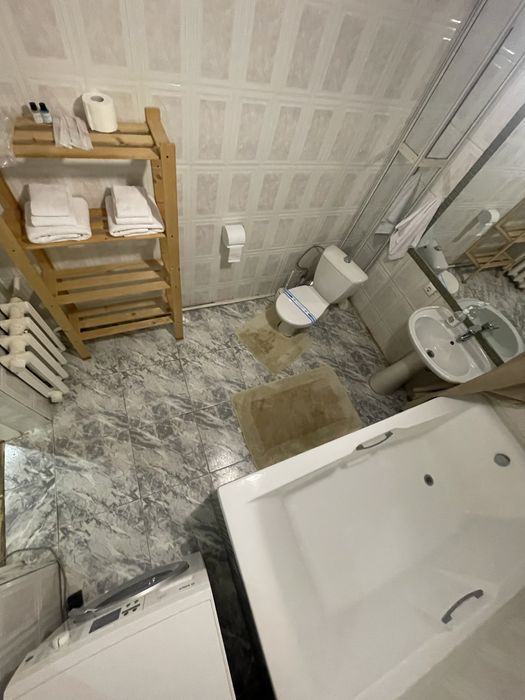 Будинок з басейном подобово/ дом посуточно с бассейном