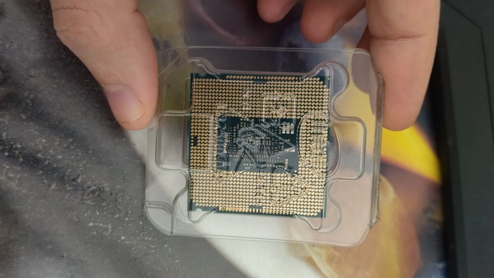 Processador INTEL Pentium G4400 (Socket LGA1151 - Dual-Core - 3.3 GHz)64170845717634122