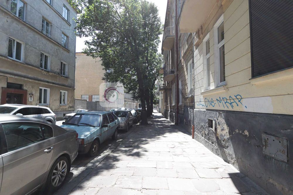Оренда комерційного приміщення 30 м² на вул. Хотинській