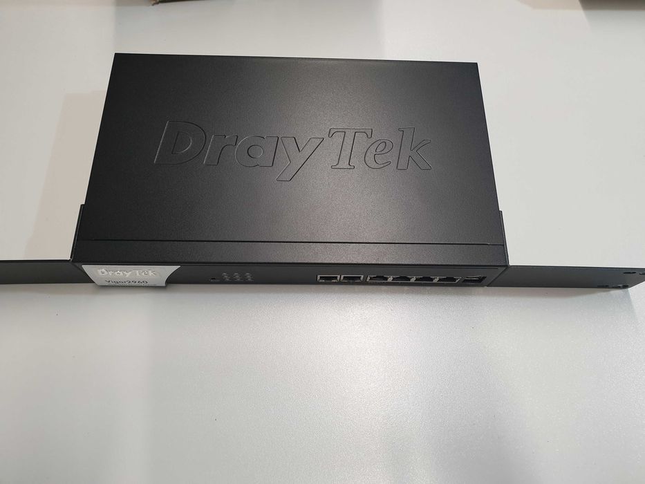 Vendo Router Draytek Vigor  2960